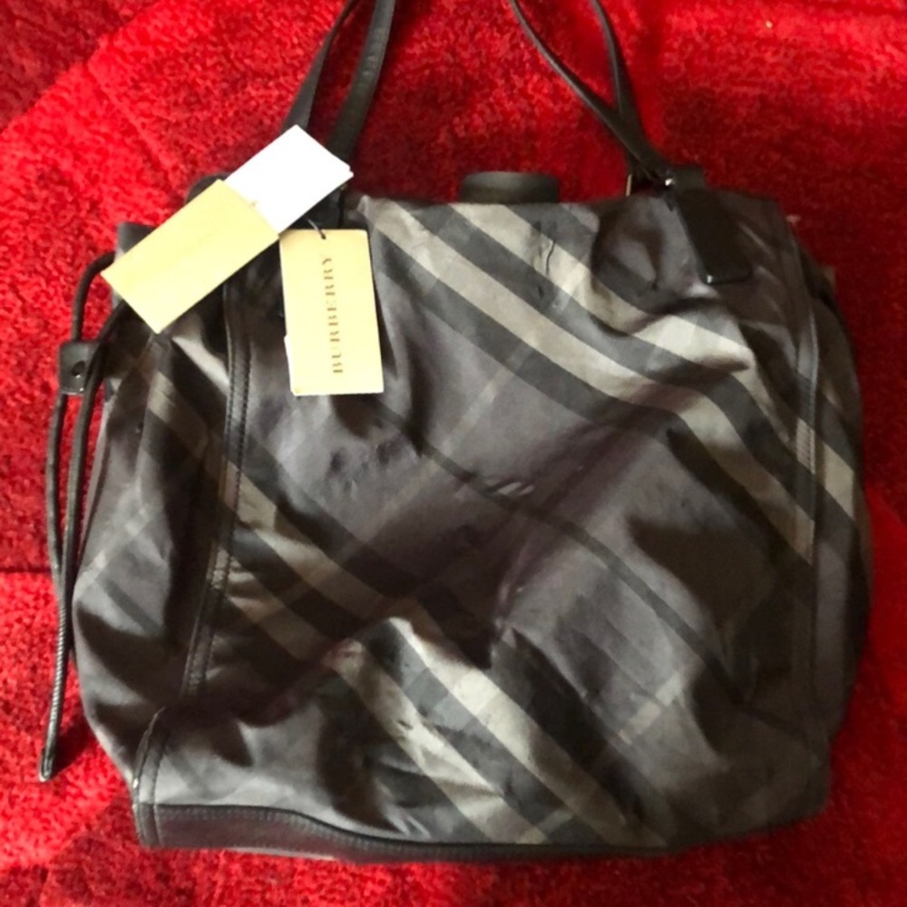 Burberry buckleigh tote - Picture 2 of 9